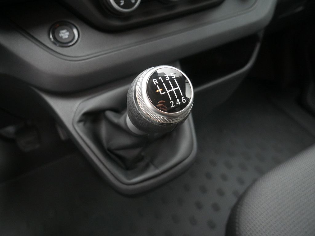 Fahrzeugabbildung Renault Trafic Komfort L1H1 Blue dCi 130 KAMERA AHK LED