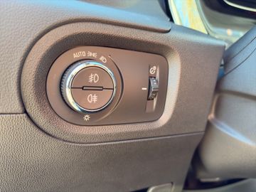 Fotografie des Opel Grandland (X) Grandland Ultimate Automatik ACC Leder MatrixLED