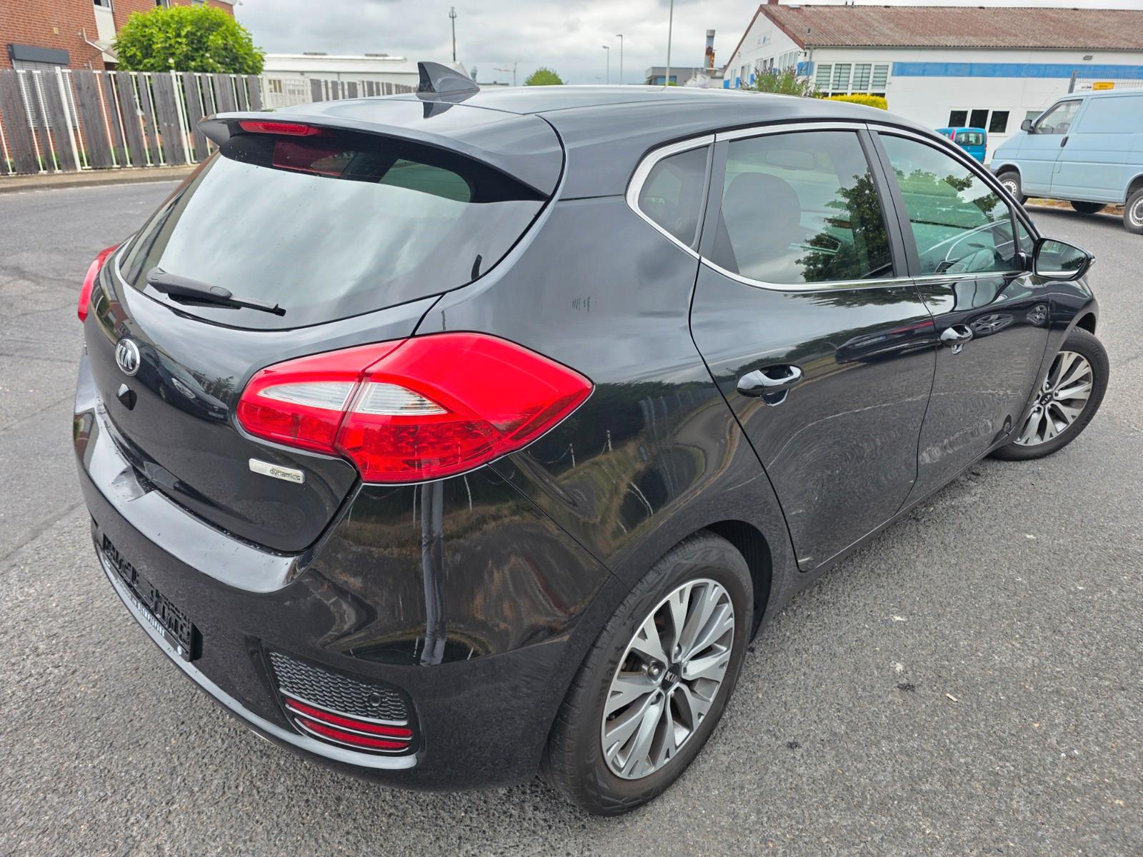Kia Ceed 1.6 CRDi DynamicLine Euro6