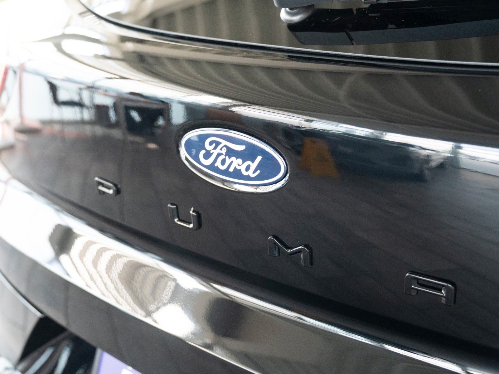 Fahrzeugabbildung Ford Puma ST-Line NEUES MODELL/AUTOM./WINTER-P.