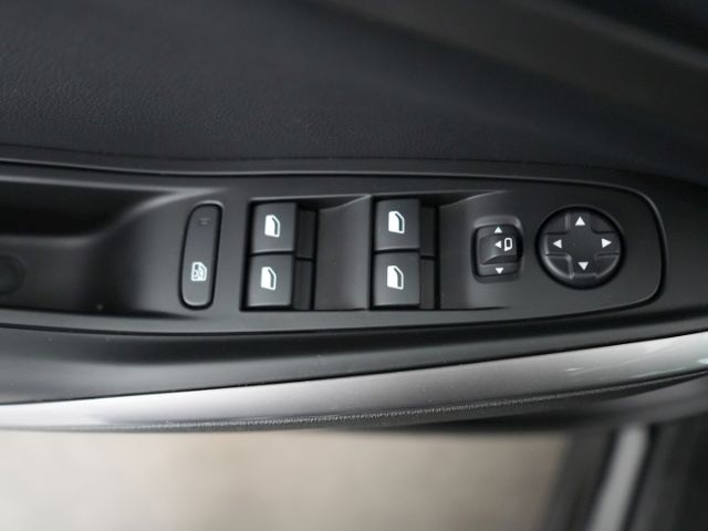 Grandland GS PHEV AT+ANHÄNGERKUPPLUNG+NAVI+RÜCKF