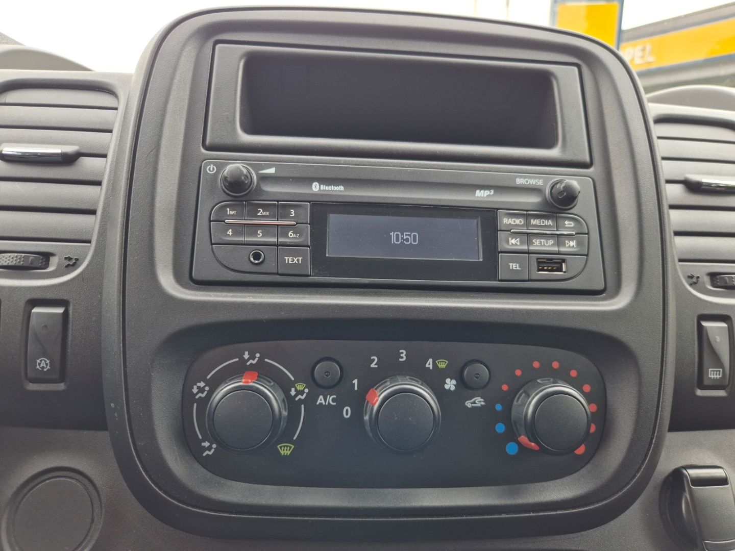 Fahrzeugabbildung Opel Vivaro B Kasten Kombi Combi L2H1 2,9t