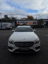 Mercedes-Benz E 220 d T Autom. -