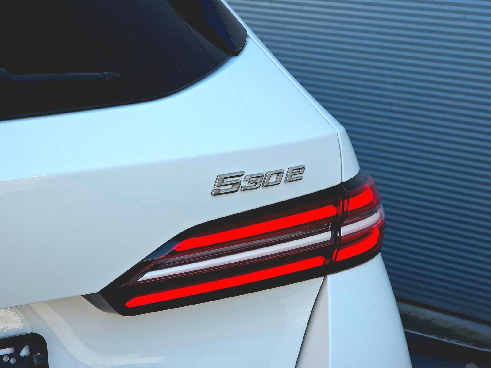 BMW 530e M Sport (Kamera/Panorama/H&K)
