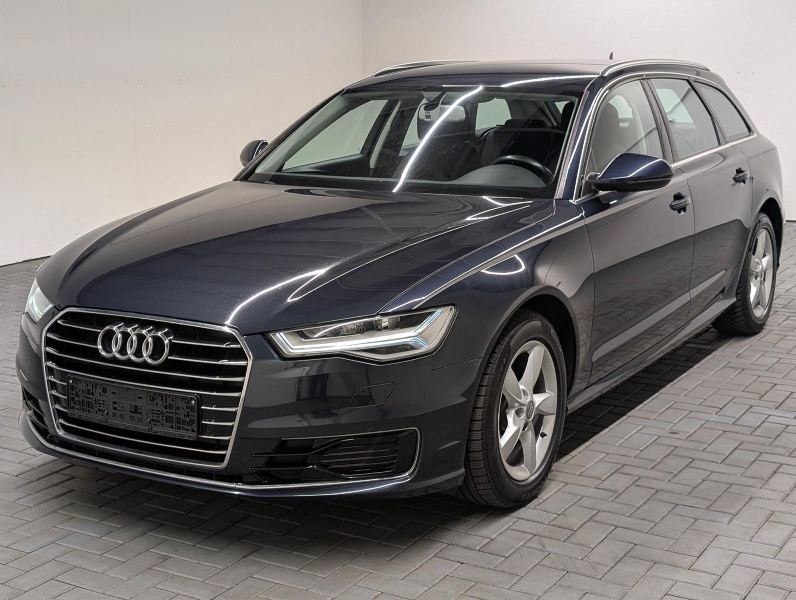 AUDI A6 Avant LED/Navi/SHZ/PDC/Tempom./el.Heck/17-LM