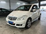 Mercedes-Benz A 200 AVANTGARDE AUTOMATIK SITZHEIZUNG KLIMA PDC - Mercedes-Benz A-Klasse: Avantgarde