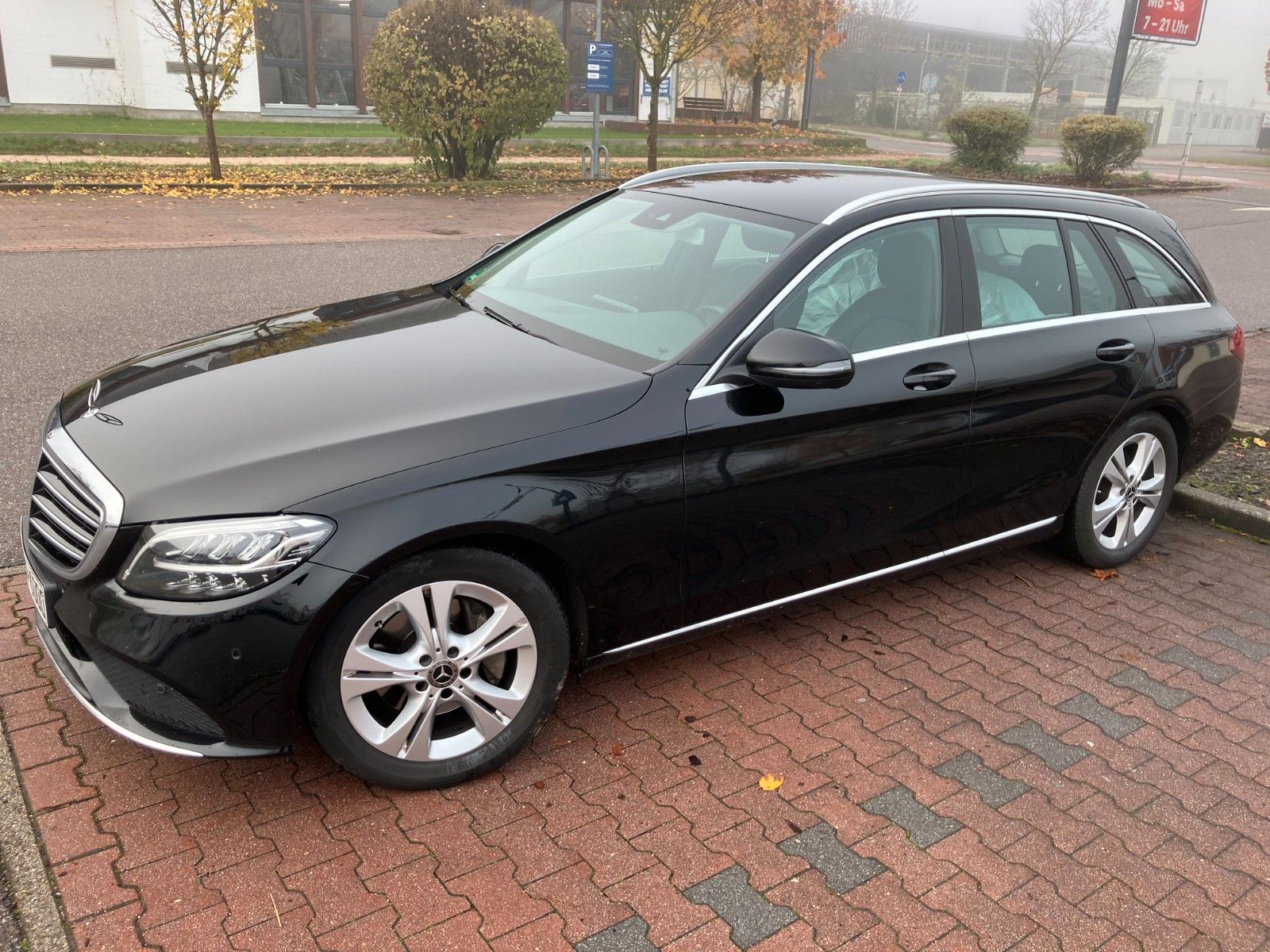MERCEDES-BENZ C 300 d T Autom. -