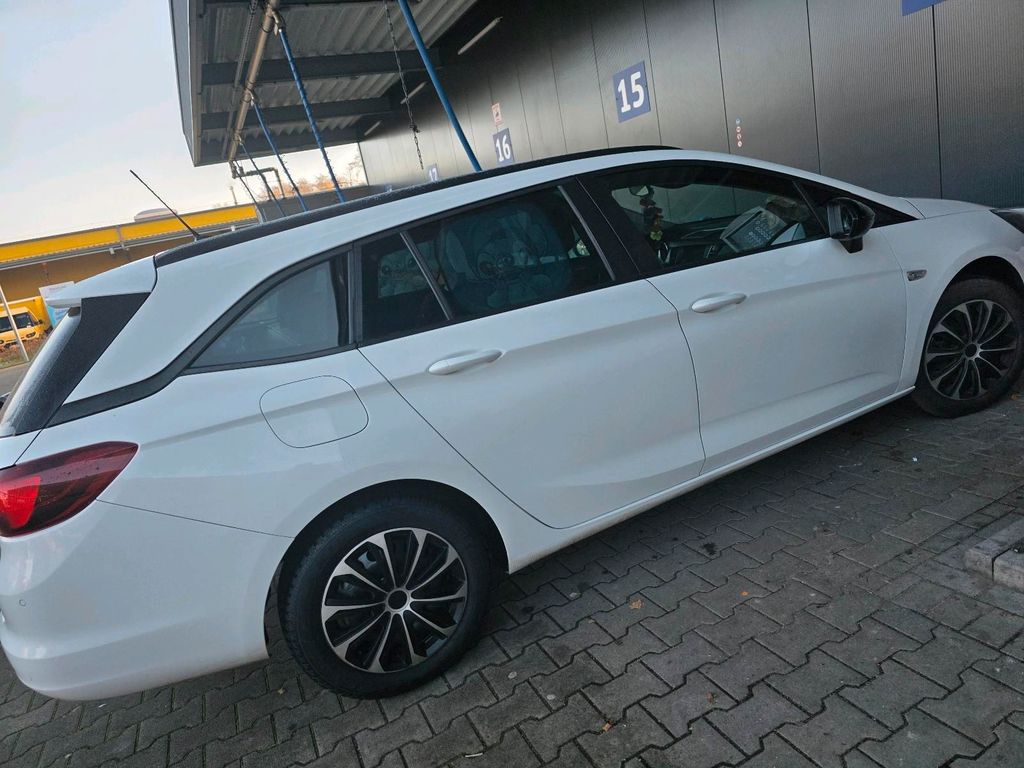 Image of Opel Astra