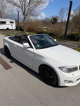 BMW 118i Cabrio E88 Facelift, unfallfrei TÜV/HU neu - BMW 118: 118i Facelift