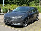 Ford Focus 1.5 Turnier Titanium/Kamera/Navi/Leder - Ford Focus Unfallwagen