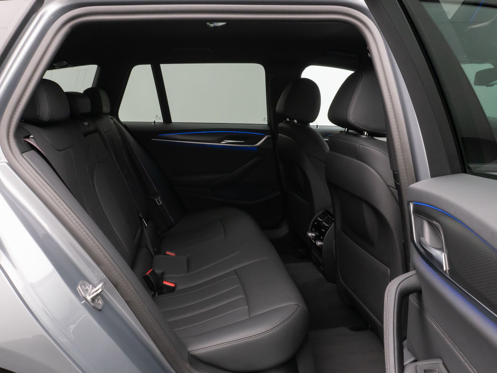 Fahrzeugabbildung BMW 540d xD M SportPro Kamera Laser HUD DAB HiFi 19"