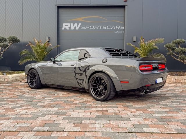 Fahrzeugabbildung Dodge Challenger