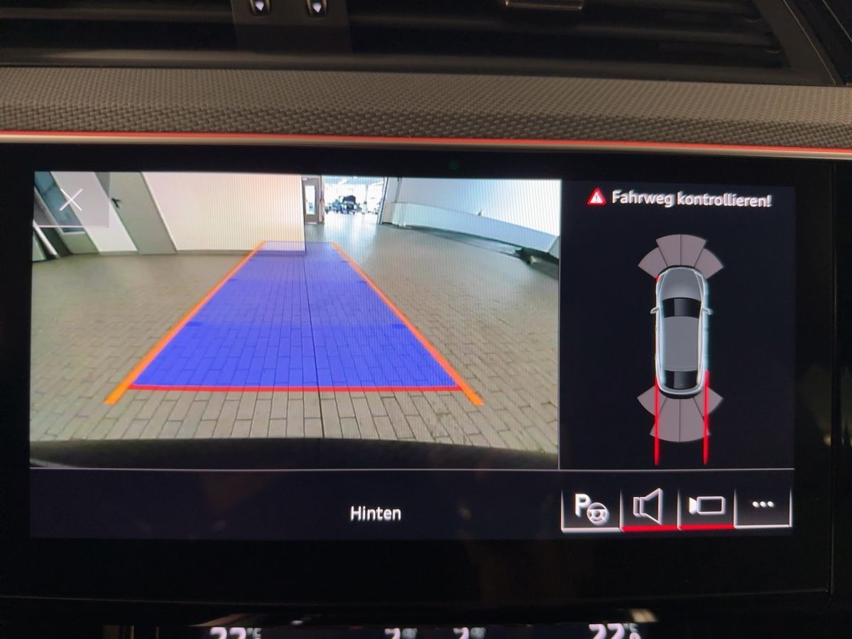 Audi e-tron - Bild 22