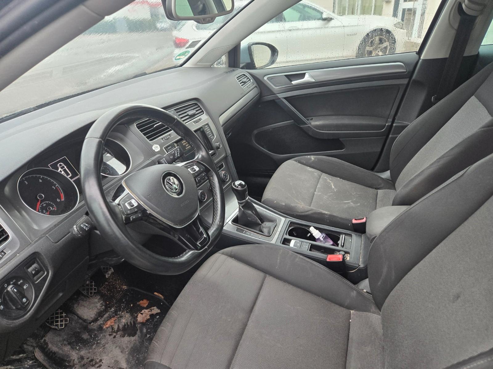 Volkswagen Golf 2015 — photo 9