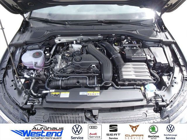 Fahrzeugabbildung Volkswagen Golf Var. R-Line 1.5l TSI 110kW DSG LED Navi