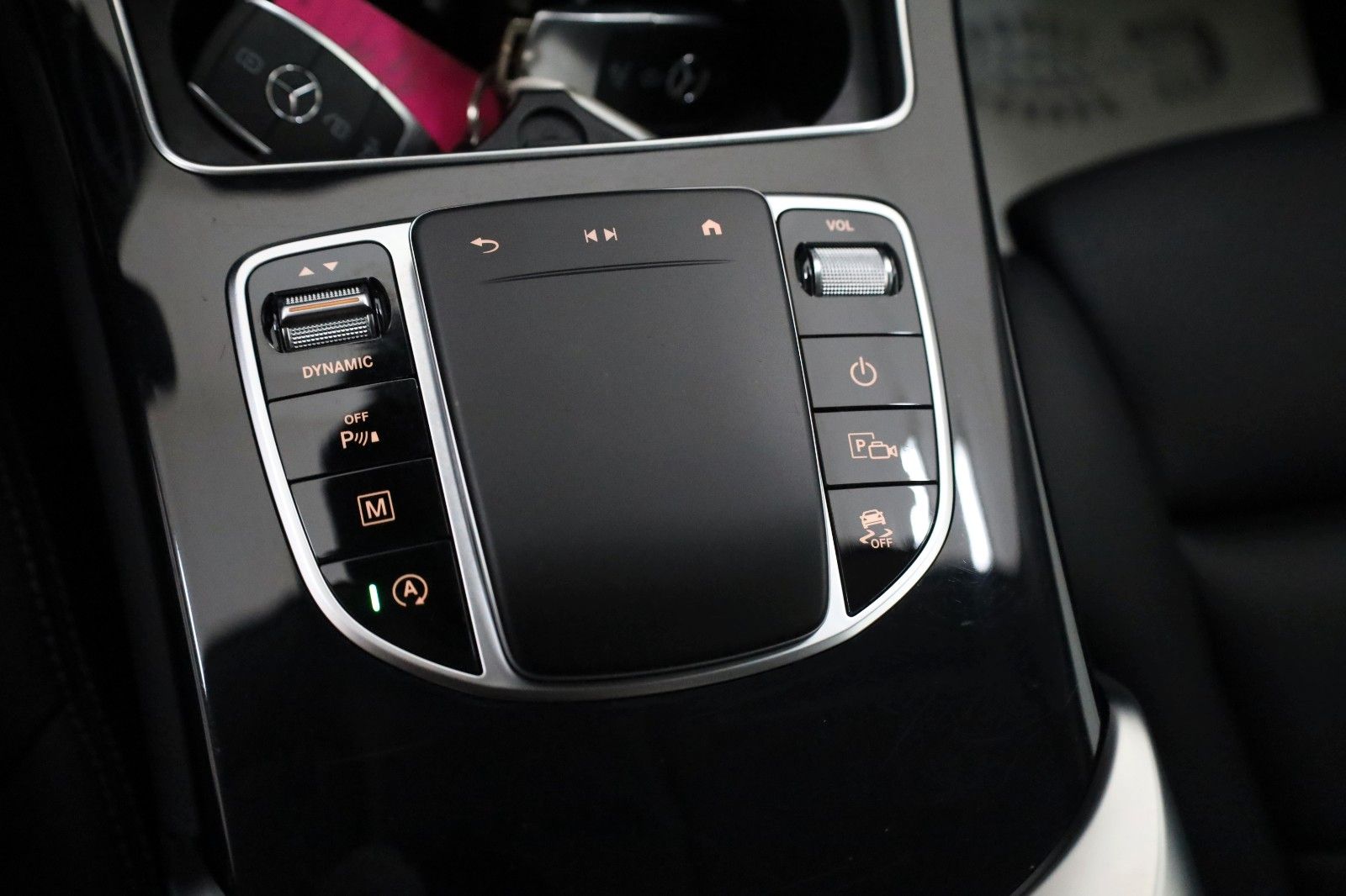 Fahrzeugabbildung Mercedes-Benz GLC 200 d,Leder,Navi,LED,SH,Kamera,ACC
