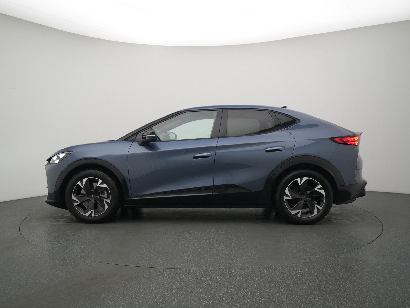 Cupra Tavascan - Bild 19