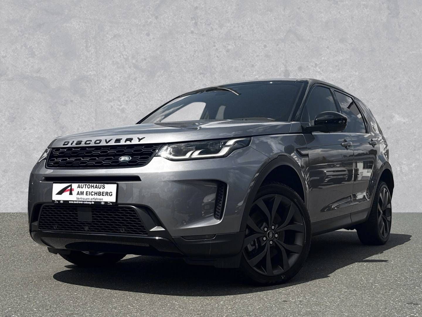 Fahrzeugabbildung Land Rover Land Rover Discovery Sport D165 SE