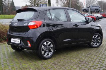 Hyundai i10 1.2 NAVI-ALU15-KAMERA-PDC-NEUES MODELL-