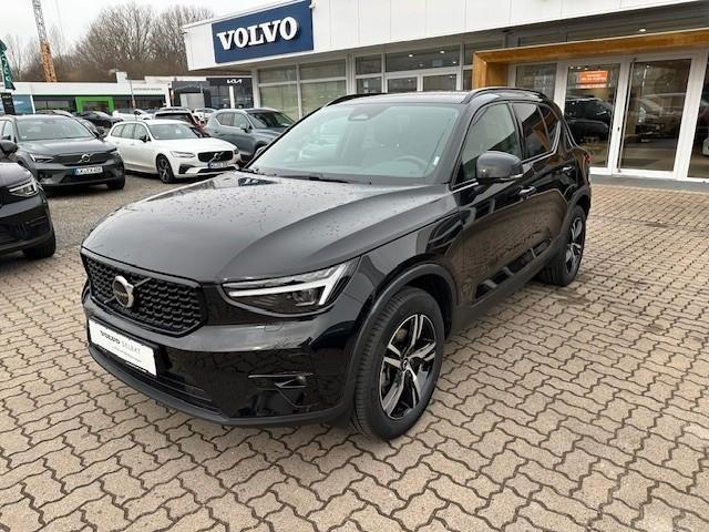 Volvo XC40 Plus Dark 2WD