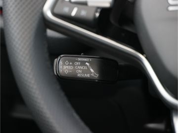Skoda Octavia Combi 1.5 TSI Sportline Navi AHK Kamera