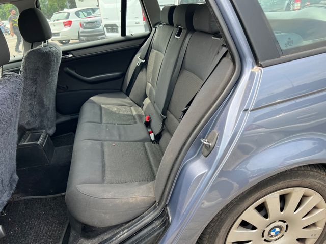 Fahrzeugabbildung BMW 320 Baureihe 3 Touring 320d Tüv 03.2026 AHK