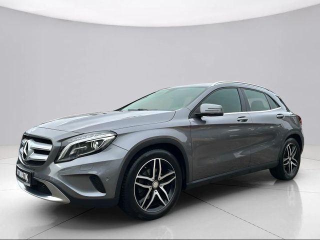 Mercedes-Benz GLA 200 CDI / d*Automatik*2.Hand*SHZ*Temp.*