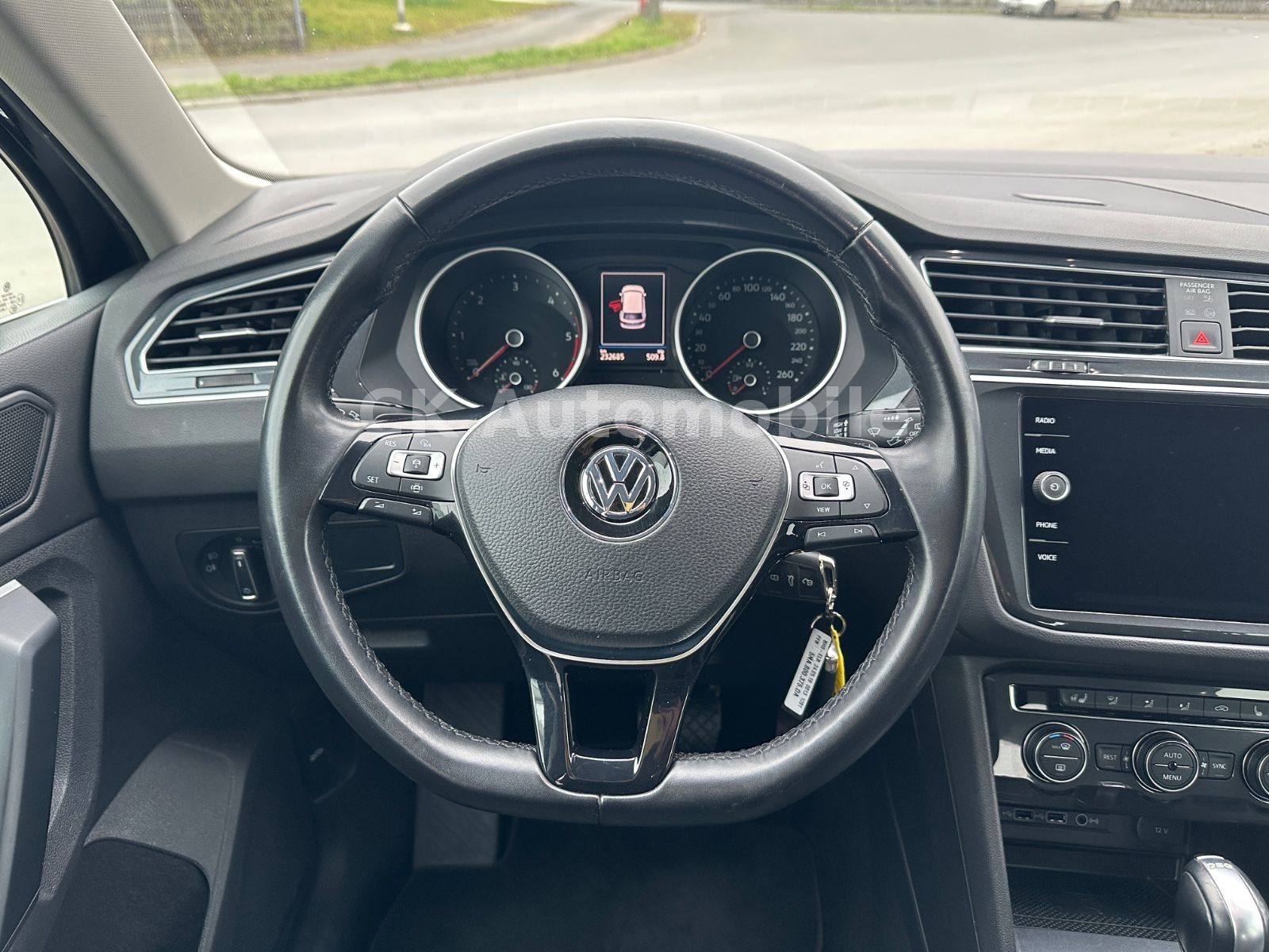 Fahrzeugabbildung Volkswagen Tiguan 2.0TDI Highline BMT 4Motion/DSG/Navi/LED