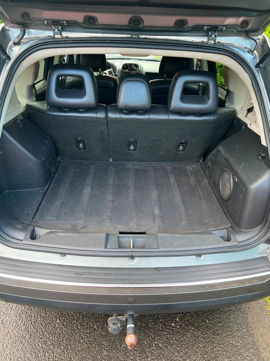 Jeep Compass 2012 — photo 8