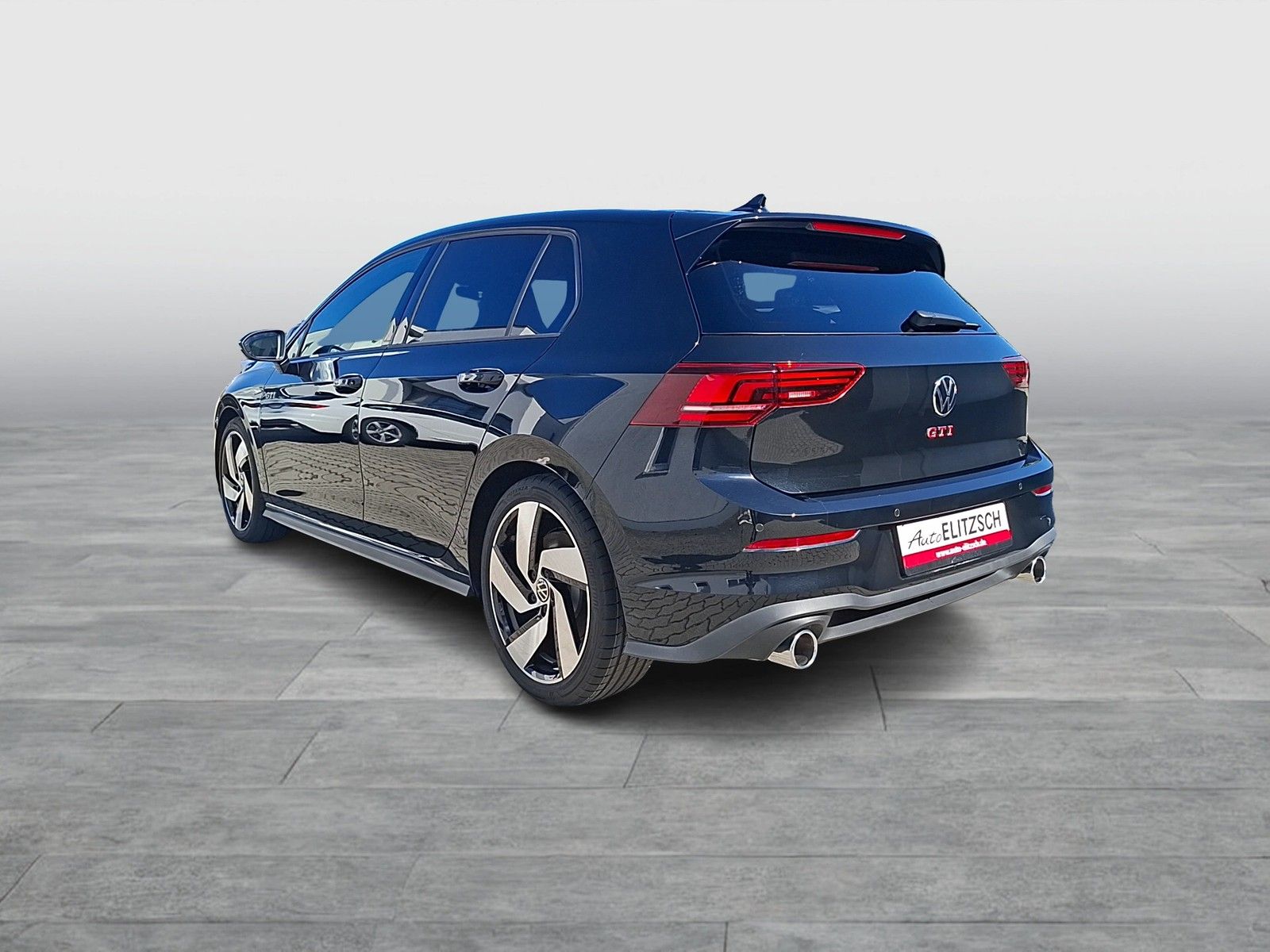 Fahrzeugabbildung Volkswagen Golf VIII GTI DSG LED CarPlay AID ACC RFK SH