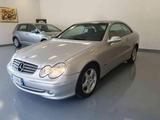 Mercedes-Benz MERCEDES-BENZ CLK 270 CDI cat 125000km Unicoprop - silberne Mercedes-Benz CLK 270