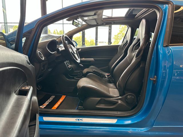 Opel Corsa D OPC *RECARO*LEDER*KliMAAUTOMATIK*