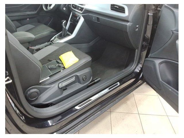 Fahrzeugabbildung Volkswagen T-Roc Cabrio Goal TSI *Standhzg*Navi*Cam*LED*ACC