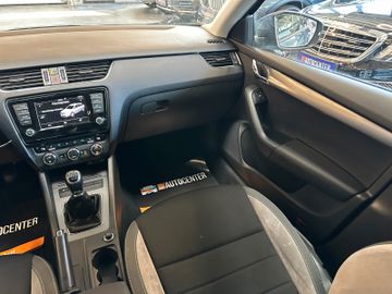 Skoda Octavia *AHK*2-Zonen*PDC*Tempo*Dachrelimg*