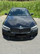 BMW 530d Touring//M Paket//AHK//Pano//Memory - BMW 530: M Paket