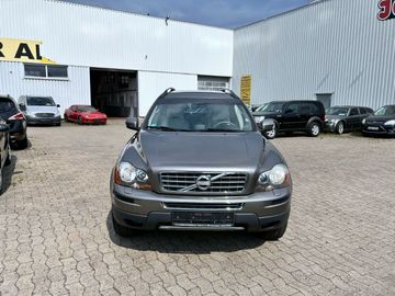 Volvo XC90 - 1