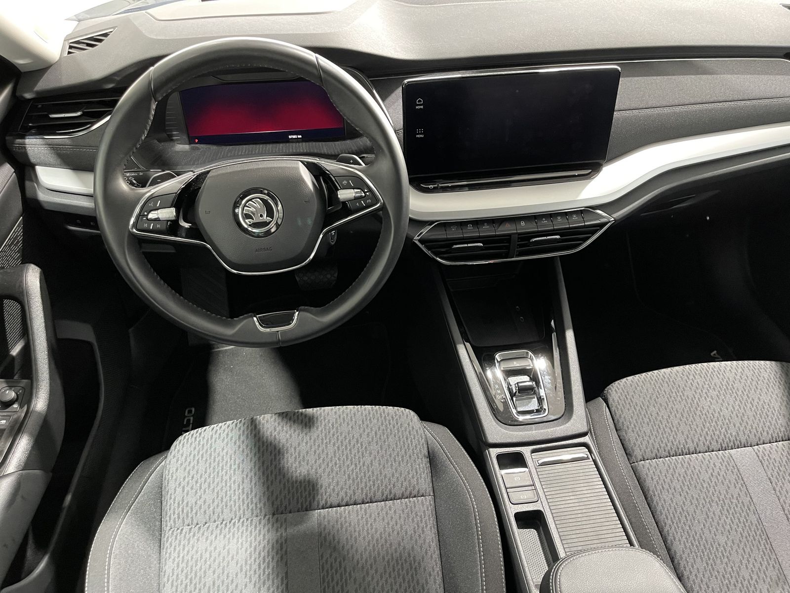 Fahrzeugabbildung SKODA Octavia Style 2.0 TDI*LED*Cam*SHZ*PDC*ACC*HUD*