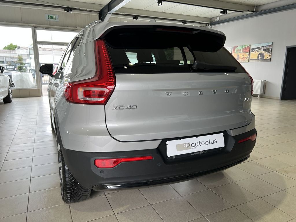 Volvo XC40 B4 Plus Dark ACC BLIS Kamera 19Zoll LED H/K