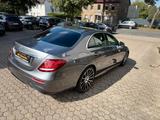 Mercedes-Benz E 200 E -Klasse Lim. AMG SPORT PAKET - Mercedes-Benz E 200: Grau