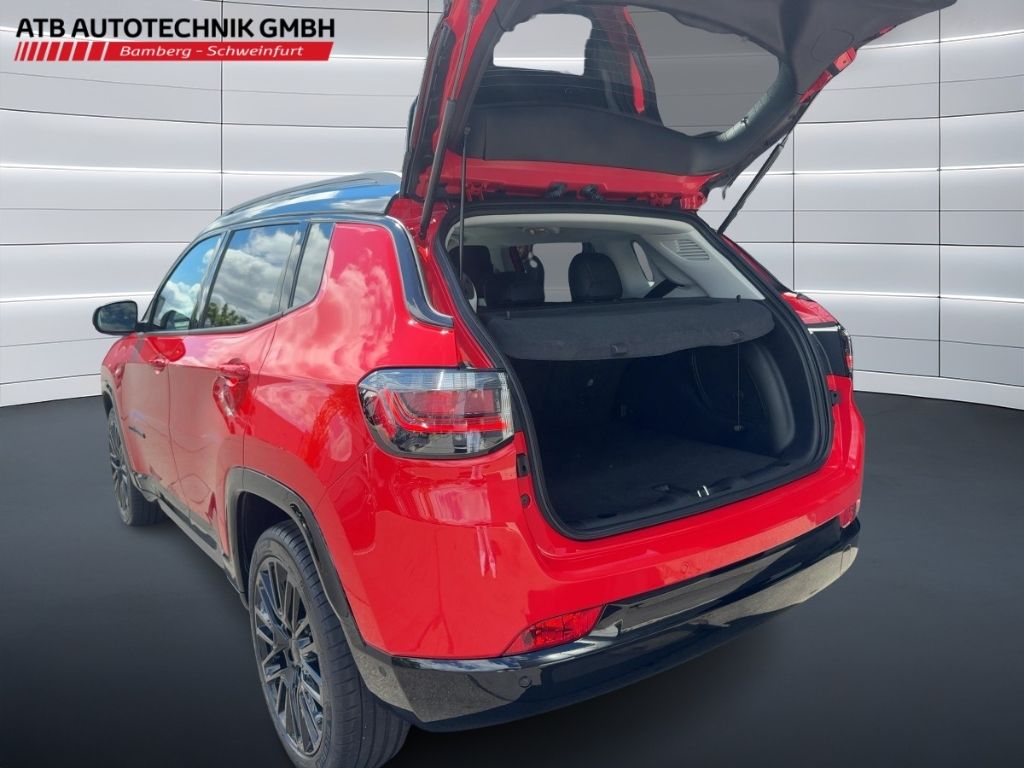 Fahrzeugabbildung Jeep Compass AUTOMATIK  WINTERPAKET  LED SCHEINWERFER