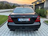 Mercedes-Benz E 55 AMG AMG - Mercedes-Benz AMG e55