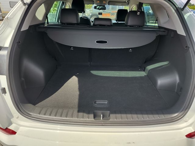Hyundai Tucson 1.6 T-GDI 4WD Navi Leder R.Kamera