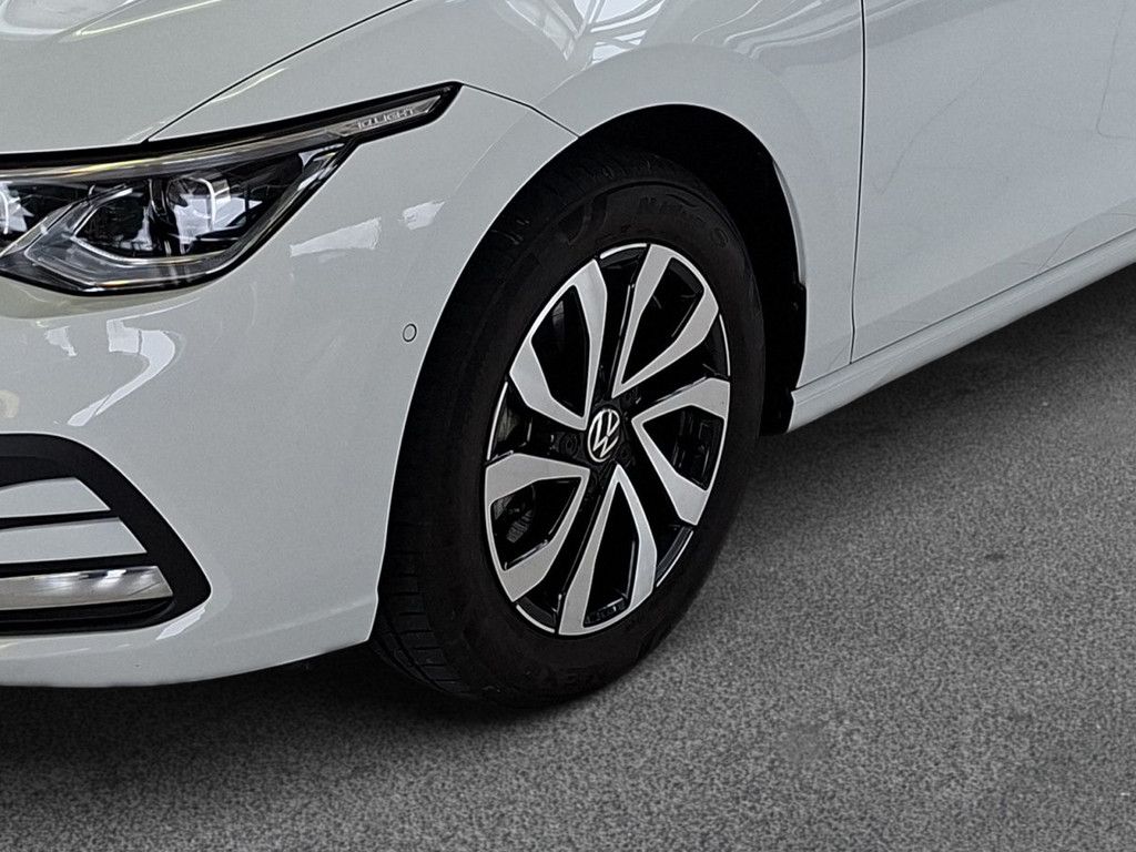 Golf VIII Variant 1.5 eTSI Active *DSG*AHK*LED*A