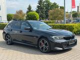 BMW 330e Touring M Paket Widescreen*Garantie* - BMW 330 in Aachen