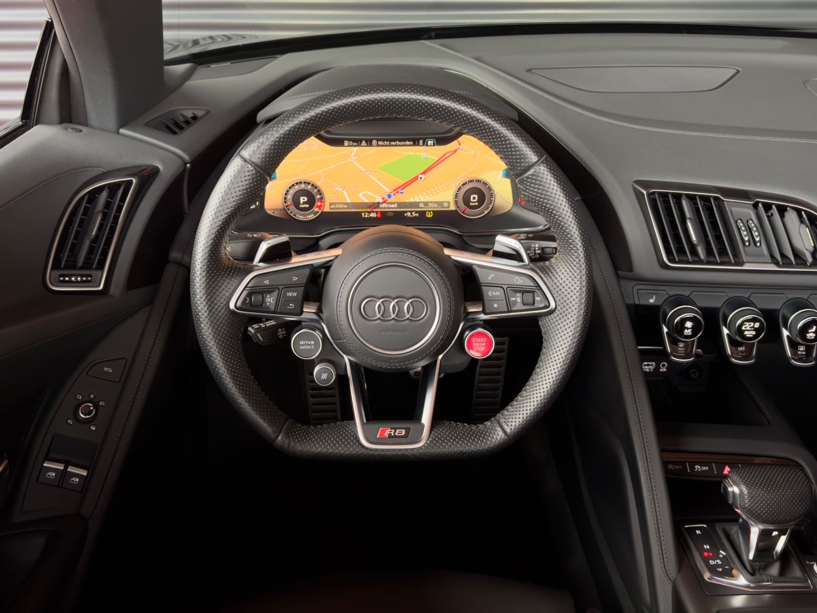 Fahrzeugabbildung Audi R8 Spyder 5.2 FSI quattro CERAMIC B&O Matrix 20"