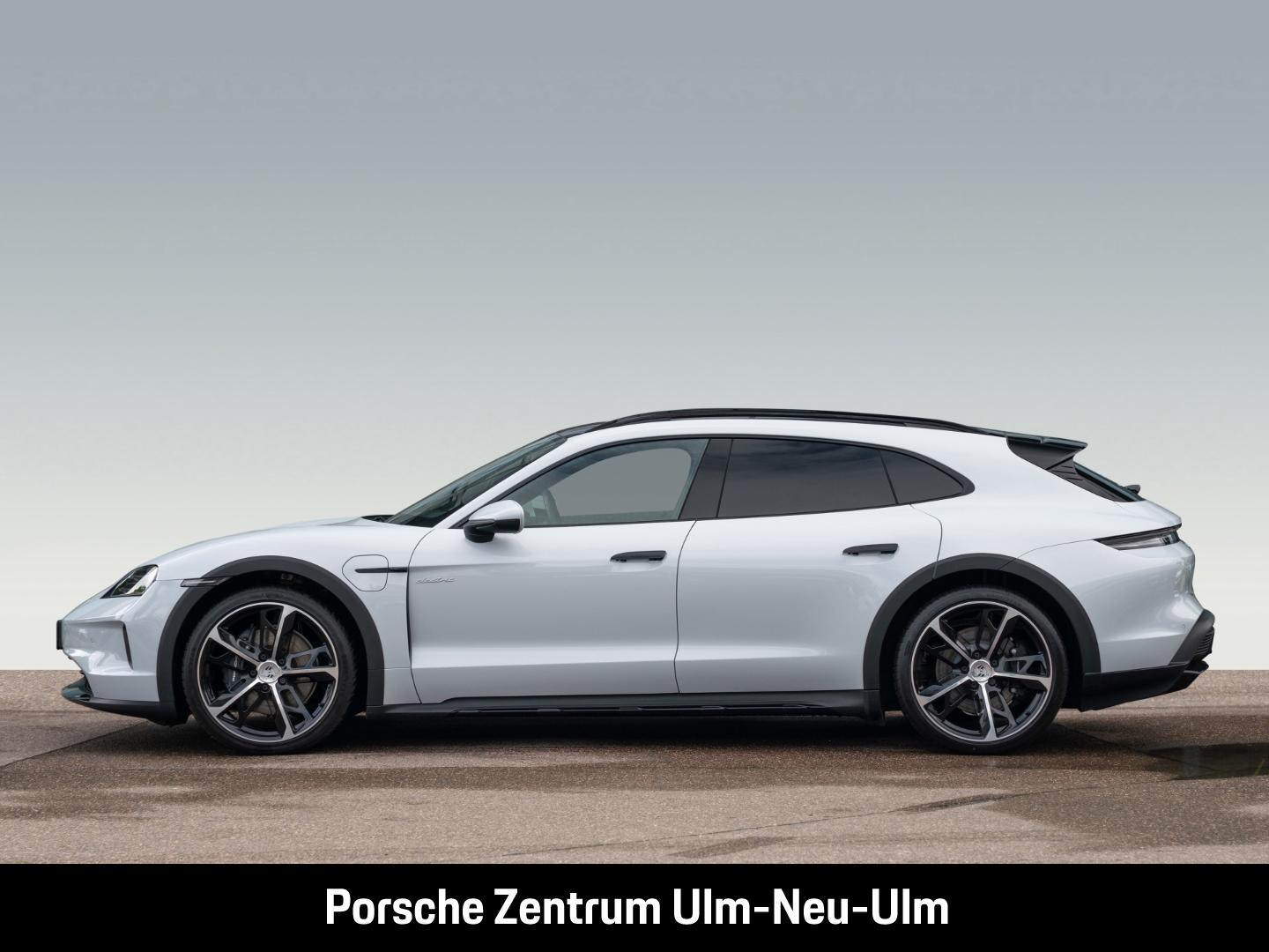 Porsche Taycan 4 Cross Turismo BOSE 21-Zoll Panoramadach