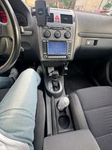 Volkswagen Touran 2.0 TDI 125 kW DSG DPF Highline Highline