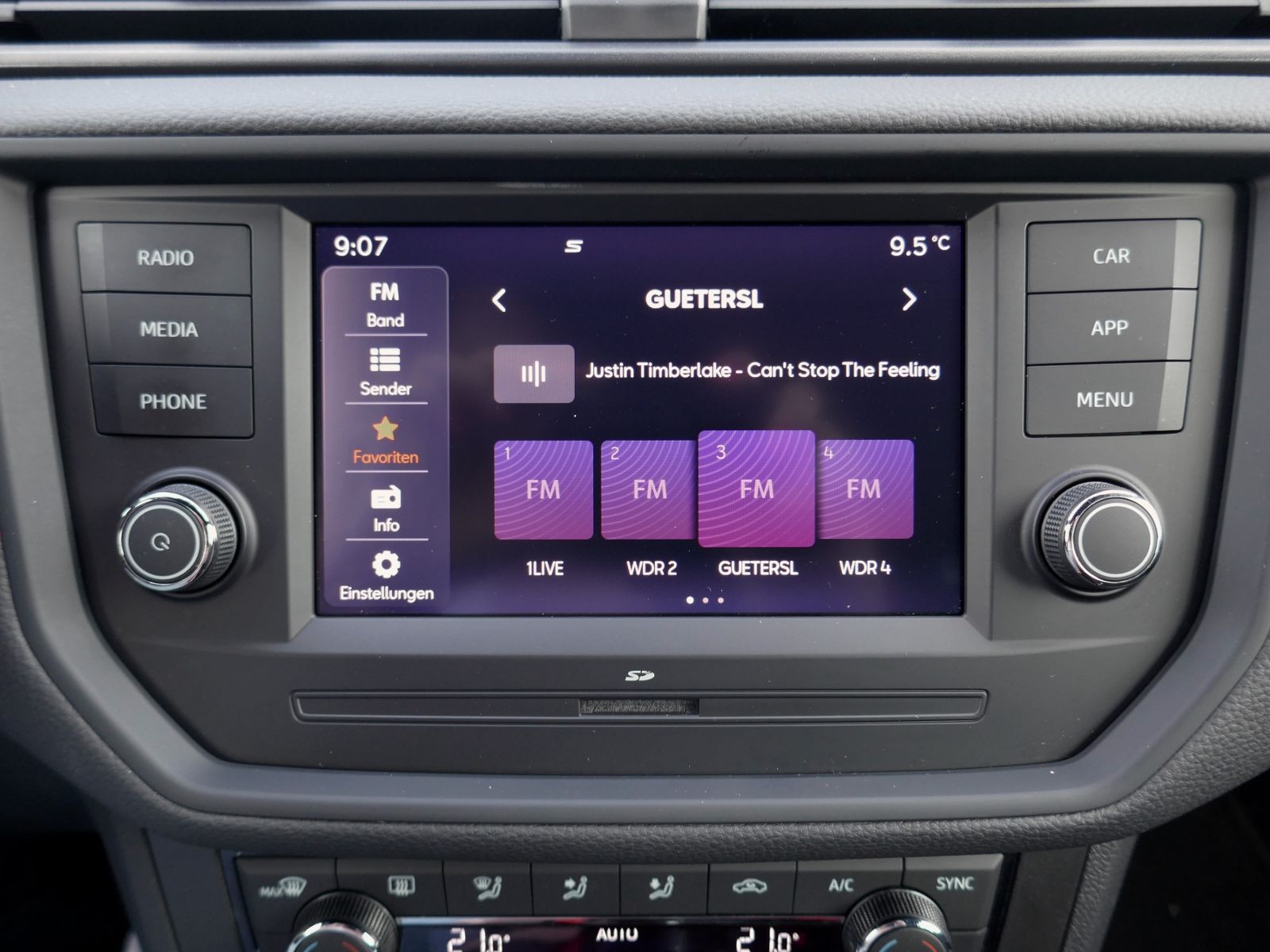 Fahrzeugabbildung SEAT Arona FR 1.0 TSI | RFK GRA