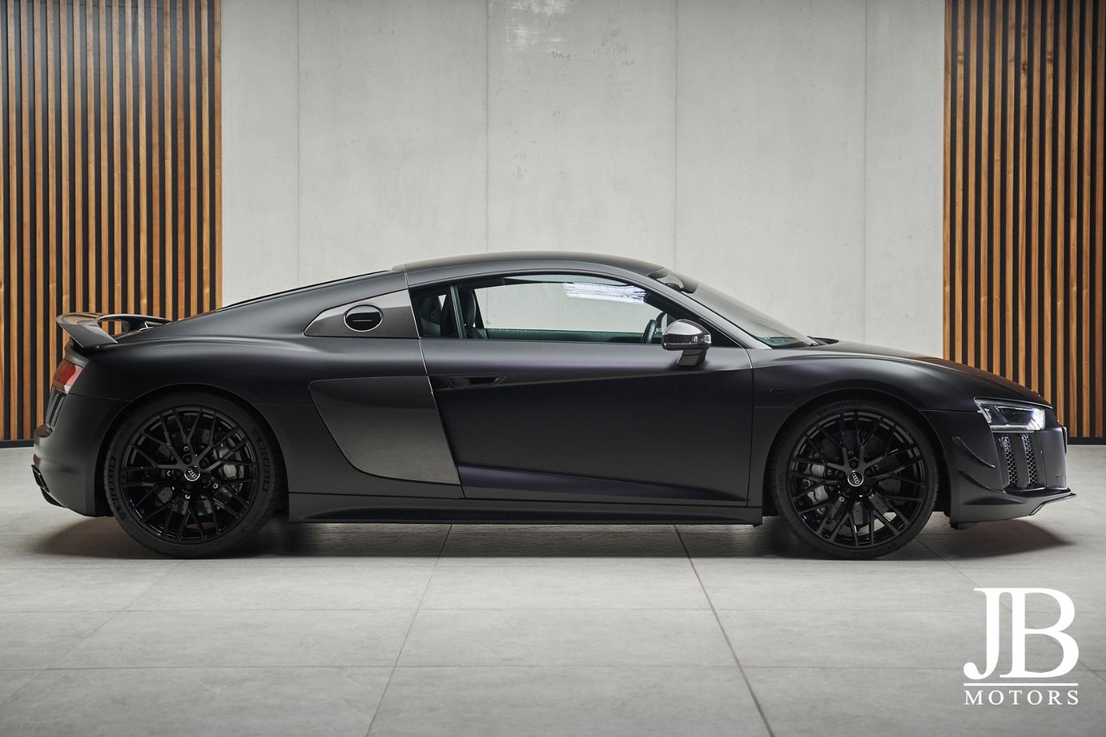 Audi R8 V10+ B&O Carbon Magnetic Ride Kamera LED