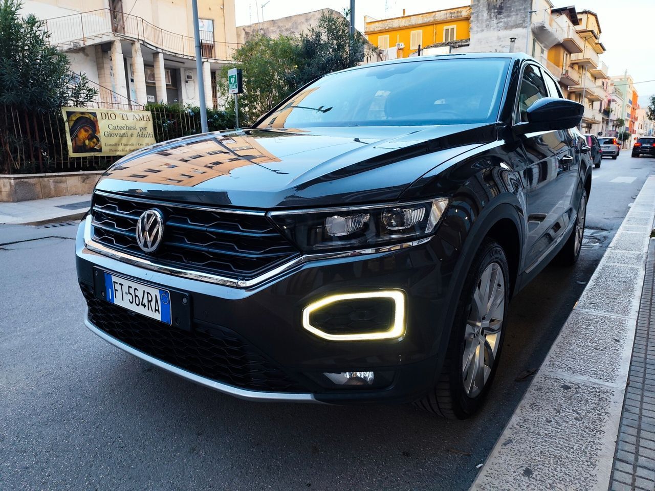 Volkswagen T-Roc 1.6 TDI 115CV DIESEL PERFETTA imagem 3